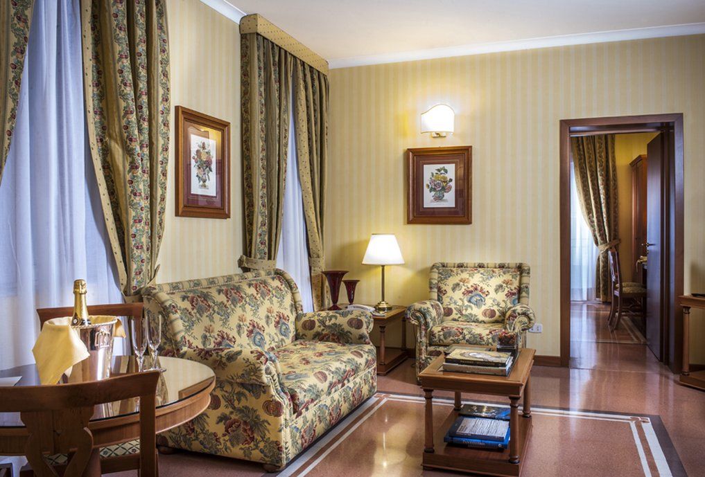 فندق باليرموفي  Residenza D'Aragona المظهر الخارجي الصورة